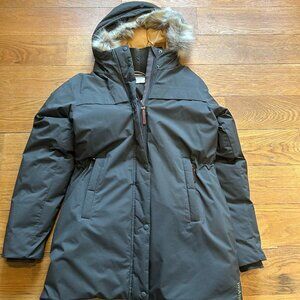 Prana puffer with faux fur trim on hood
